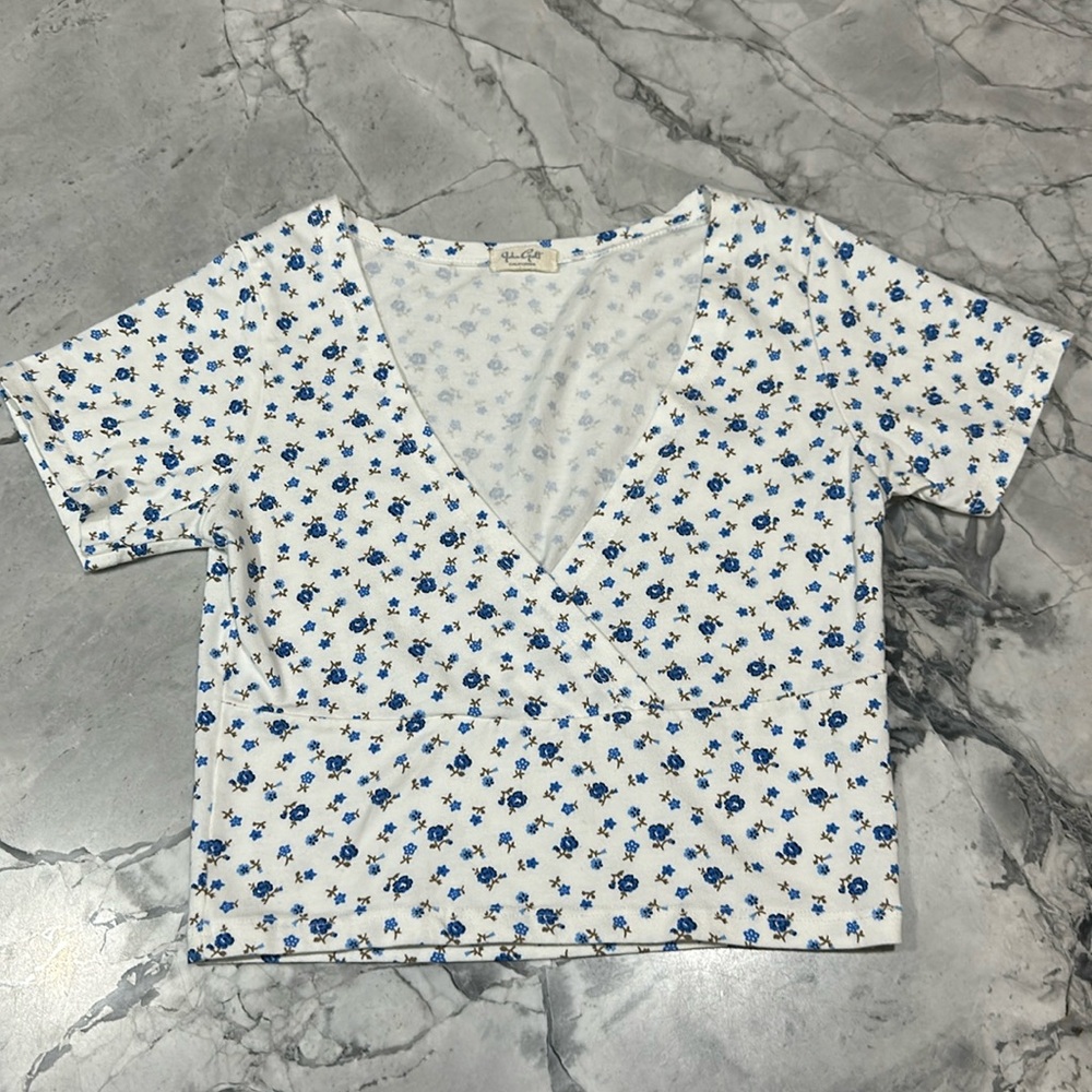 JOHN GALT-Brandy Melville floral top